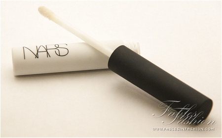 Review: NARS Smudge Proof Eyeshadow Base