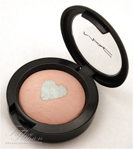 MAC Quite Cute Mineralize Blush - Giggly