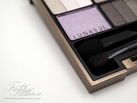 Lunasol Fall 2011 Three Dimensional Eyes - 03 Mysterious Beige