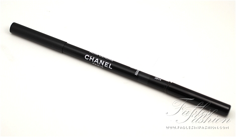 Chanel Crayon Sourcils Sculpting Eyebrow Pencil – 60 Noir Cendre Review,  Swatches and Photos - Fables in Fashion