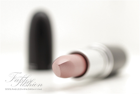 MAC Lipstick - Pet Me, Please