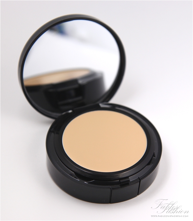 Bobbi Brown Long-Wear Even Finish Compact Foundation