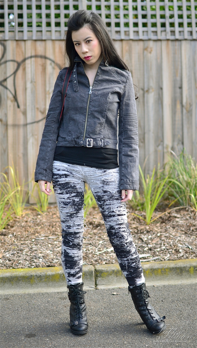 OOTD Ripped Jeans