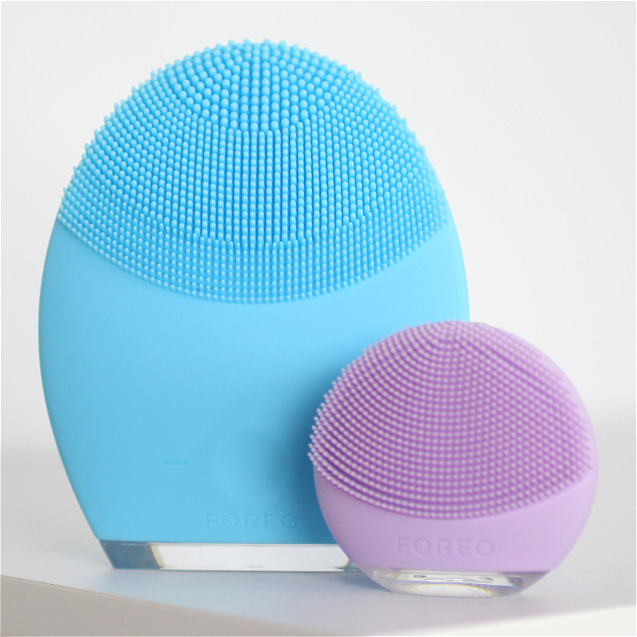 Clarisonic vs Foreo ~ Battle of the Cleansing Devices!