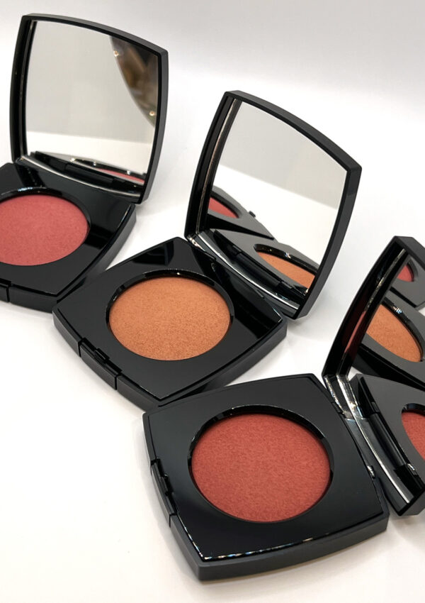 Chanel Joues Contraste Intense Cream-To-Powder Blush Review