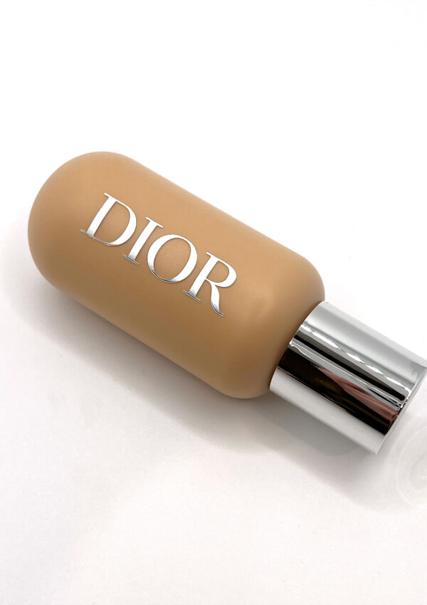 Dior Backstage Face & Body Foundation Review